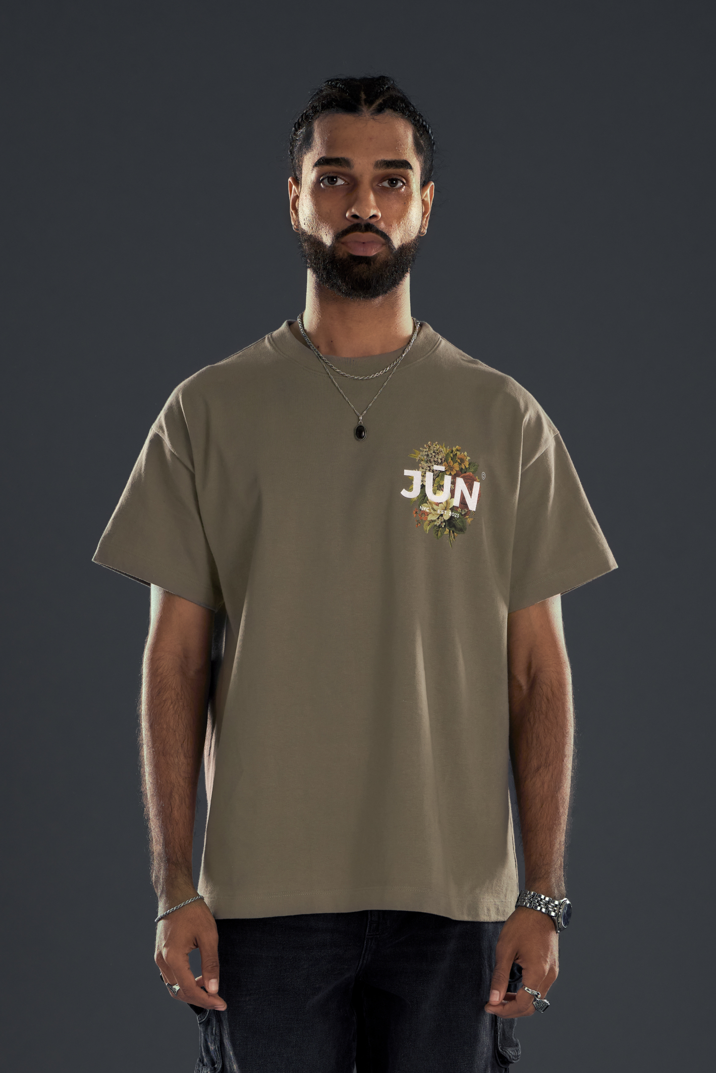 JŪN LOVE TEE.