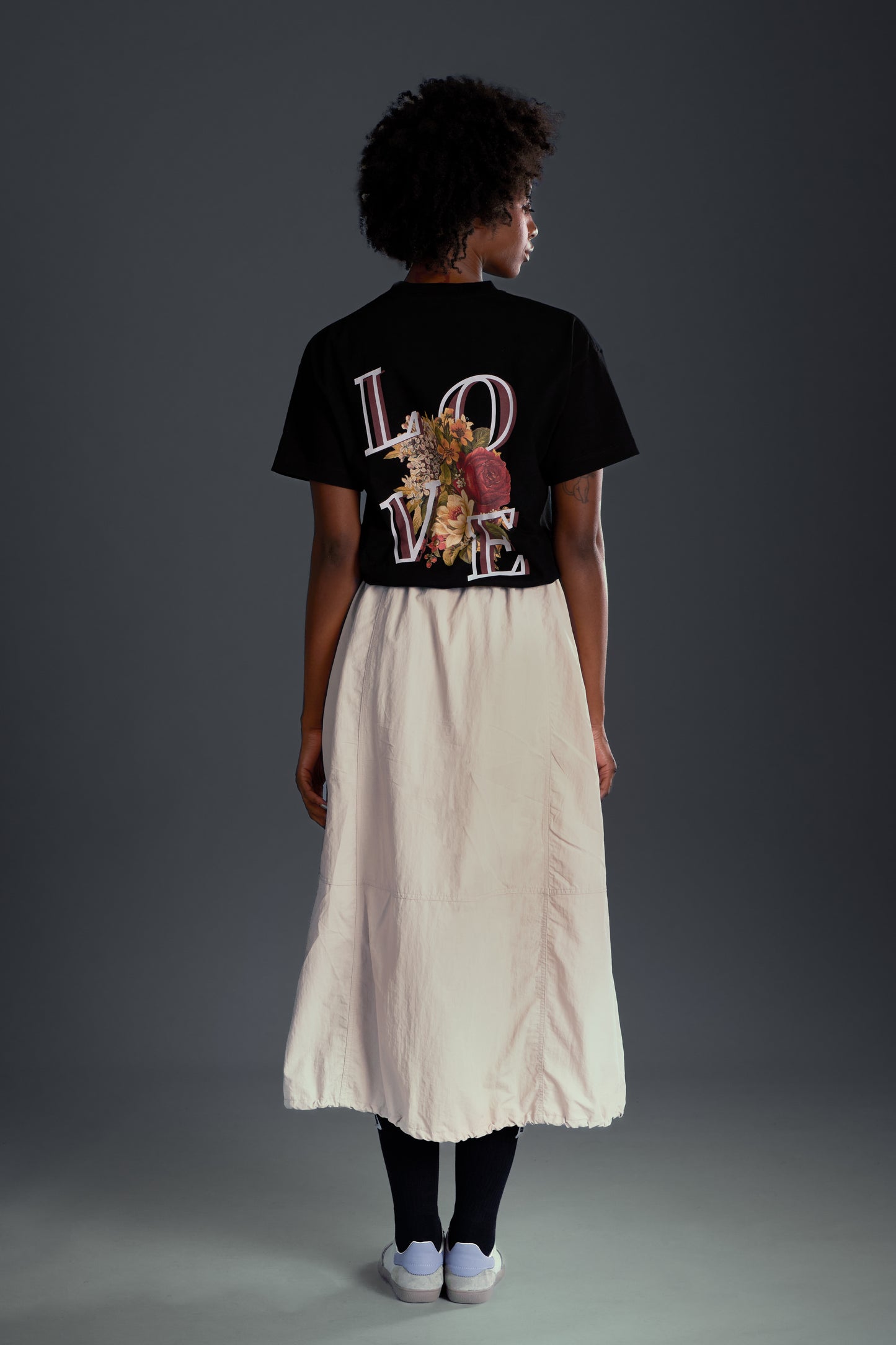 JŪN LOVE TEE.