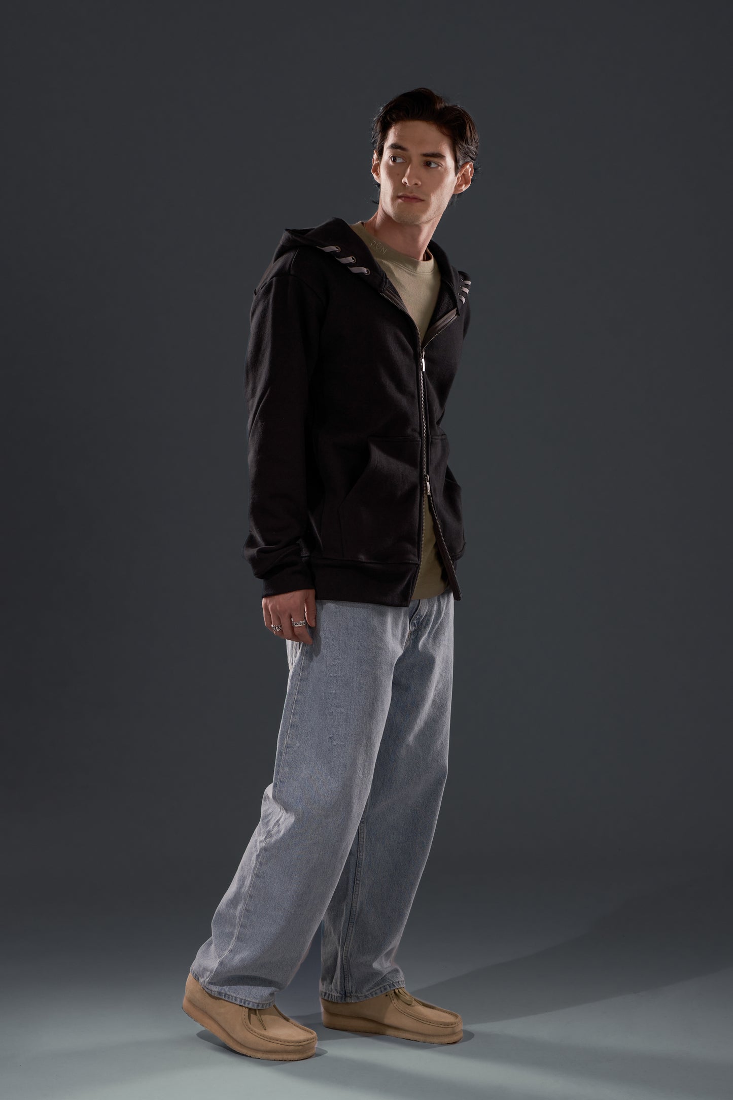 DAWN. ZIP UP
