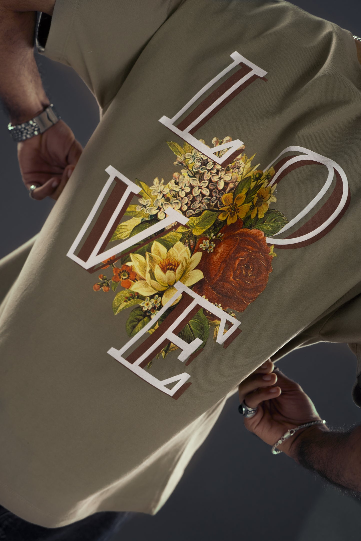 JŪN LOVE TEE.