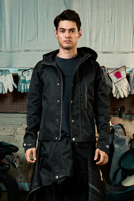 NOVA. JKT