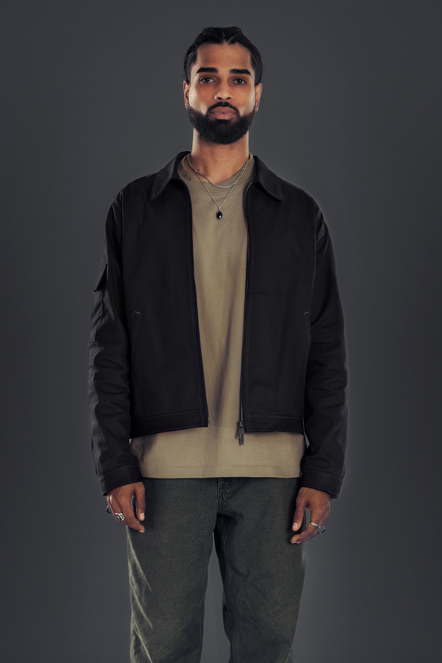 IKE. JACKET - Black