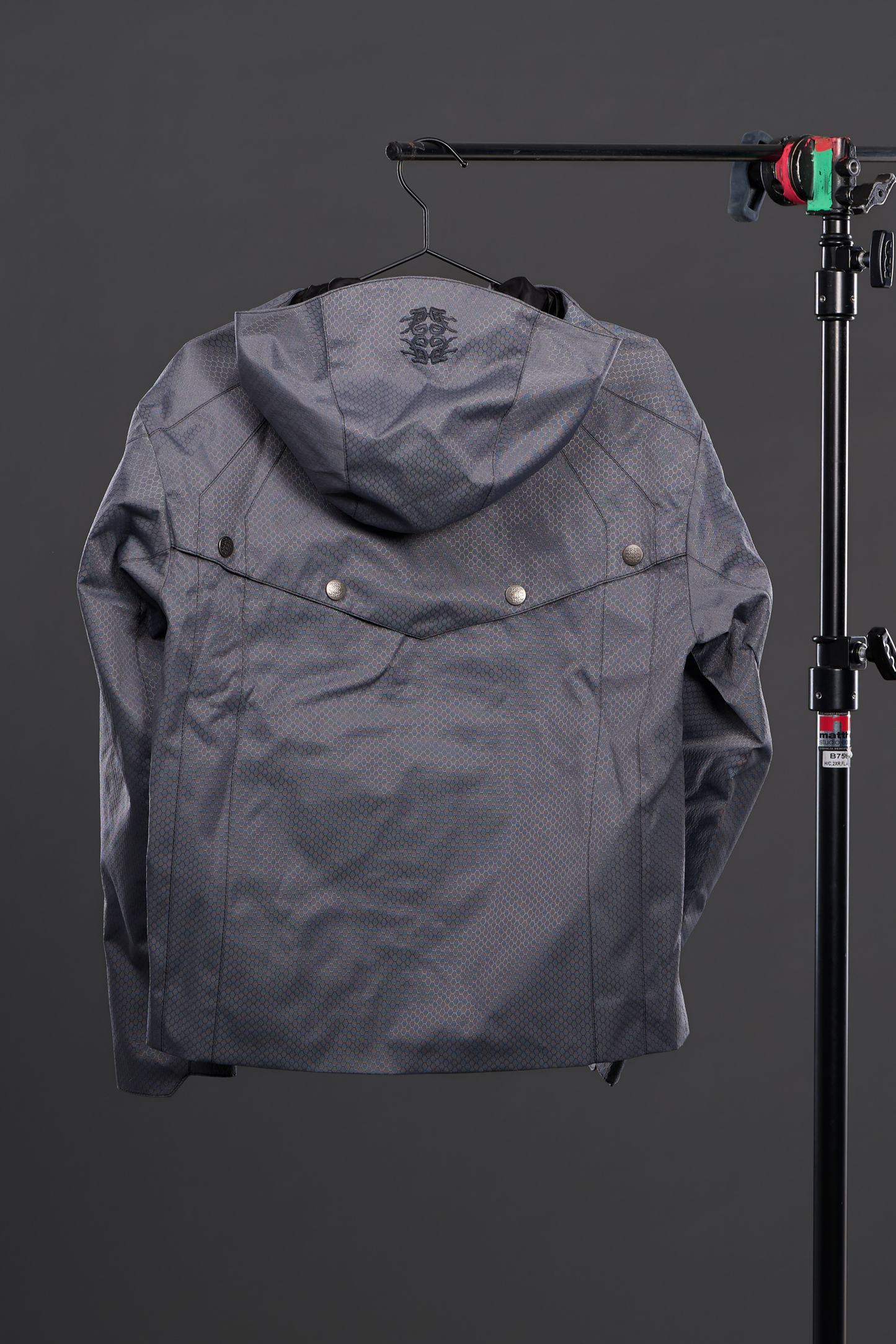 NOVA. JKT