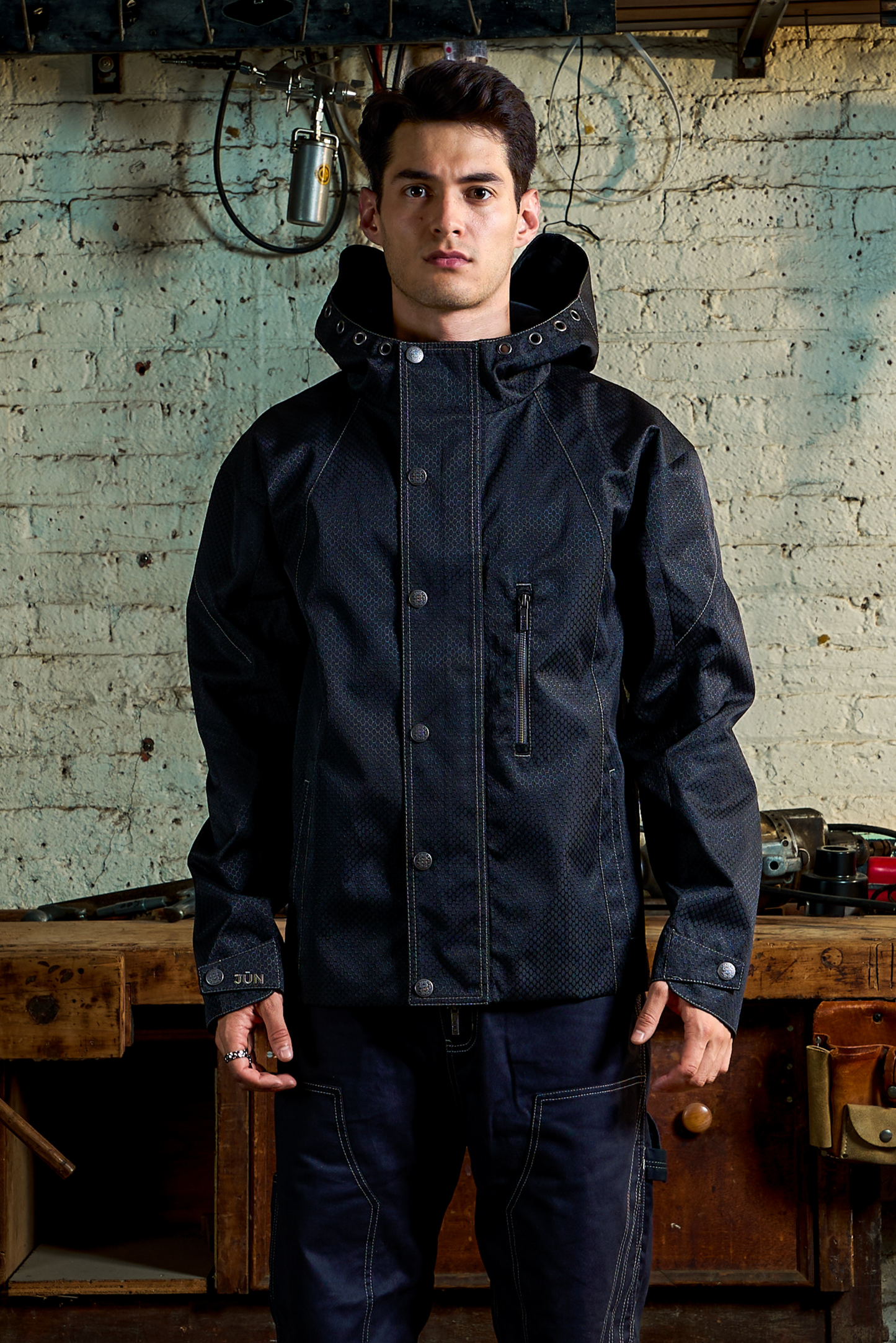 NOVA. JKT