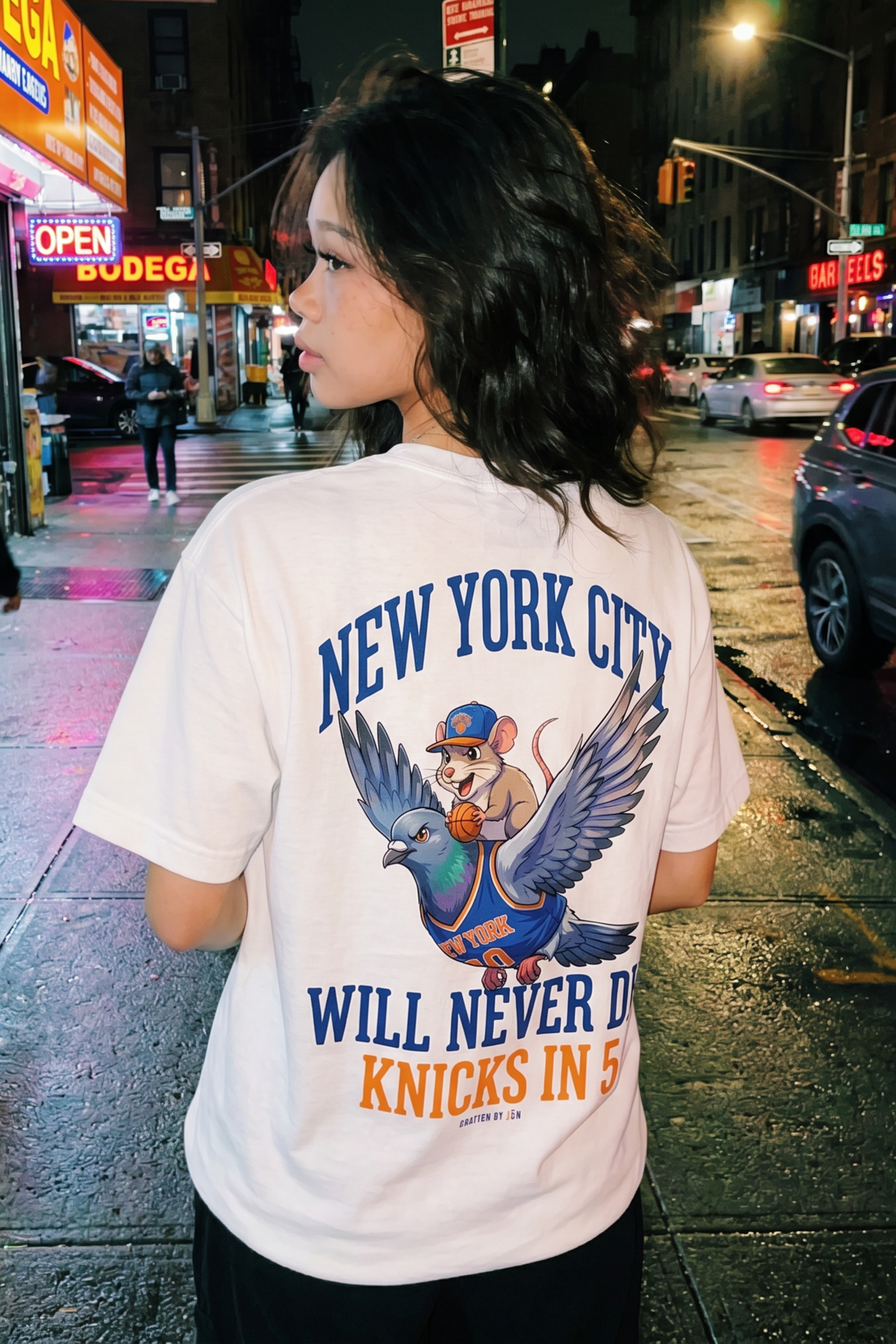 KNICKS PIGEON + RAT. TEE