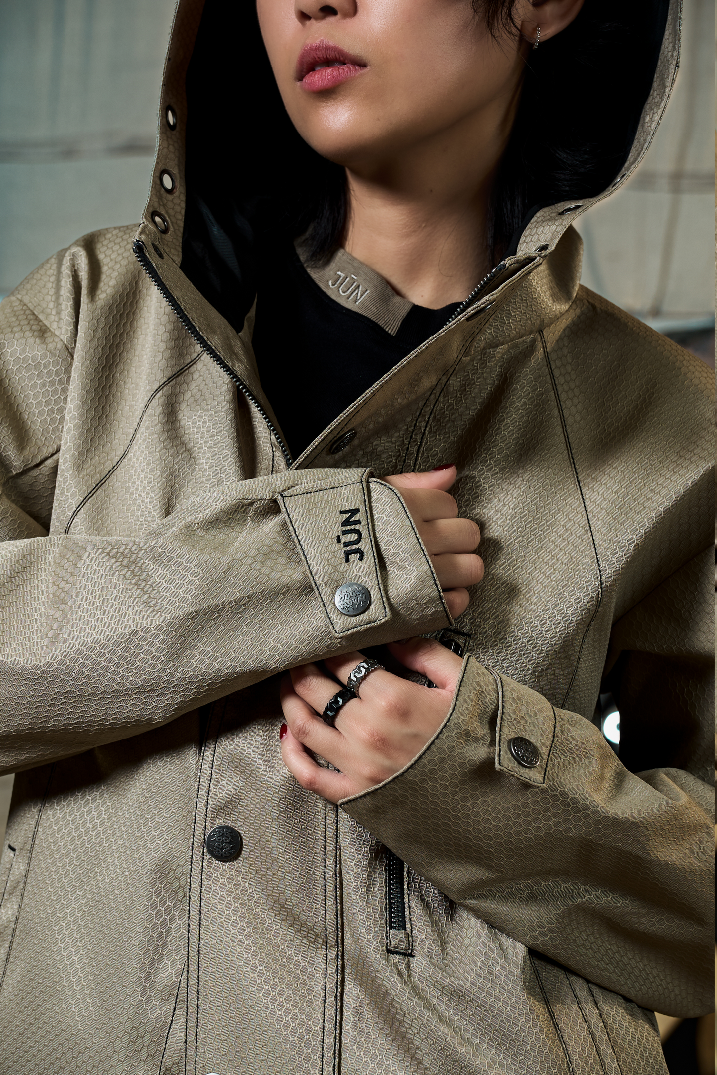 NOVA. JKT