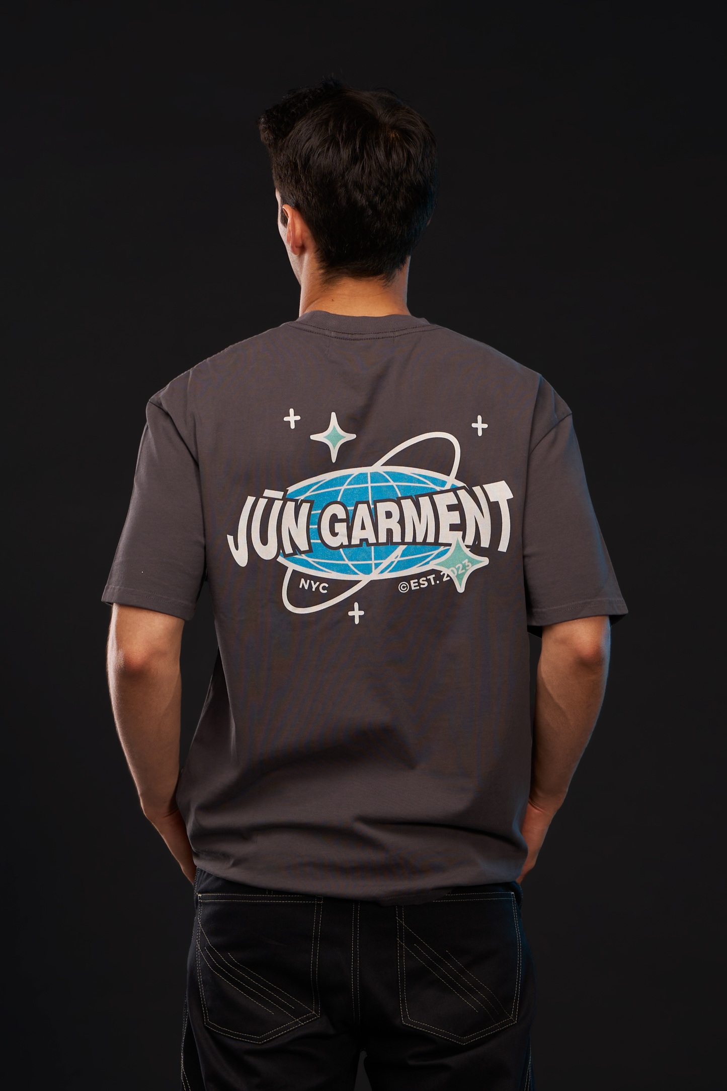 RETRO PLANET. TEE